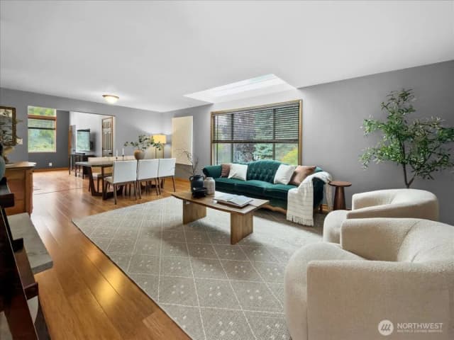 Property photo for 19607 136th Place Se, Renton photo 5