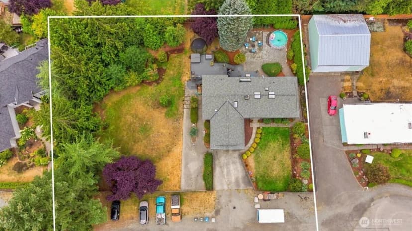 Property photo for 19607 136th Place Se, Renton photo 36