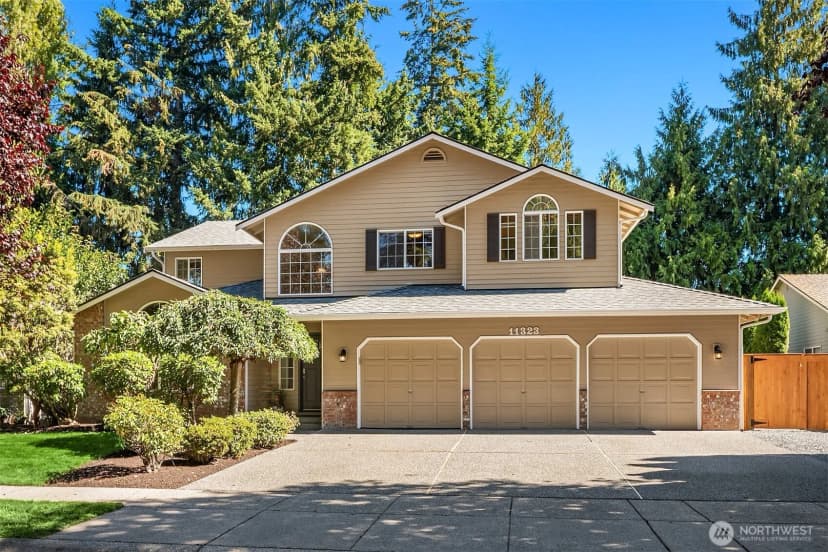 Property photo for 11323 37th Avenue Se, Everett