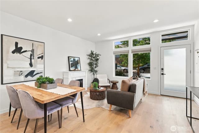 Property photo for 4608 Evanston Avenue N, Seattle photo 5