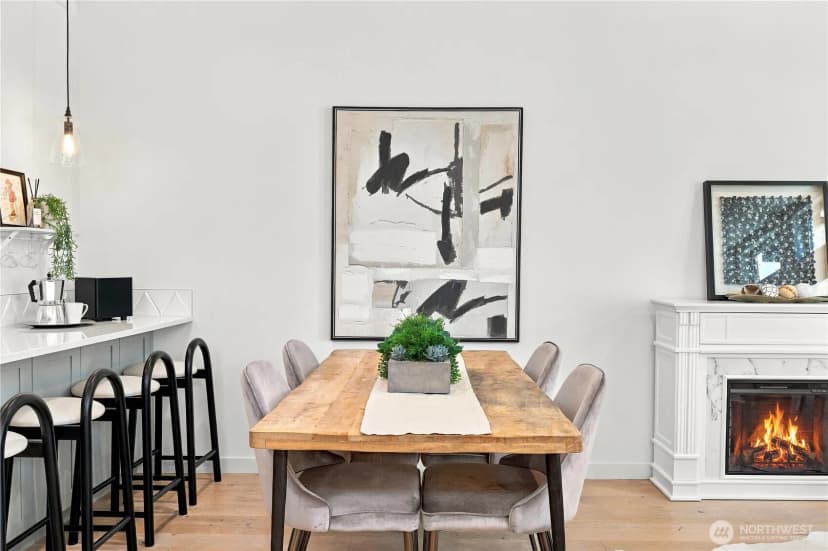 Property photo for 4608 Evanston Avenue N, Seattle photo 11