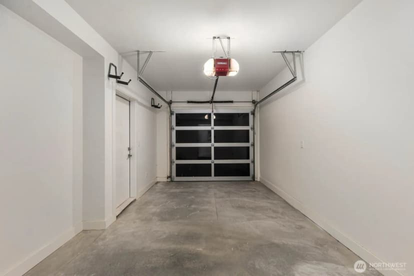 Property photo for 10240 40th Avenue Sw #a, Seattle photo 29