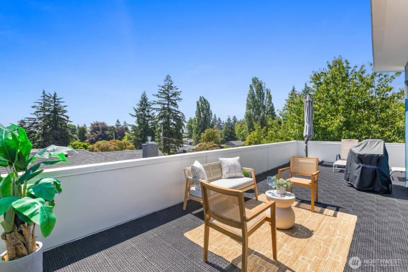 Property photo for 10240 40th Avenue Sw #a, Seattle photo 25