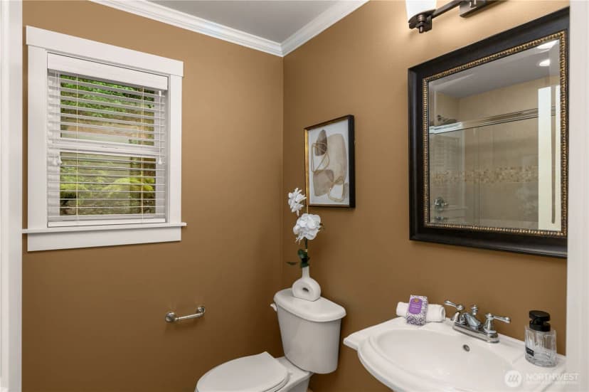 Property photo for 10608 106th Place Ne, Kirkland photo 20