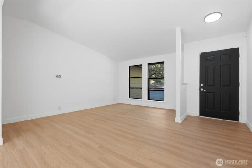Property photo for 5370 Se Ravenridge Court, Port Orchard photo 6