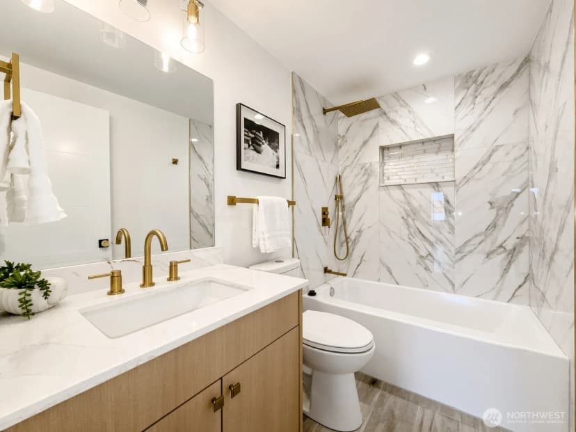 Property photo for 5402 20th Avenue S, Seattle photo 10