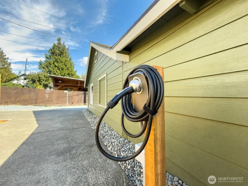 Property photo for 5402 20th Avenue S, Seattle photo 40