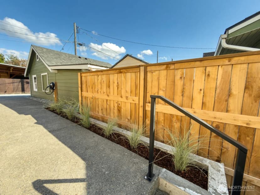 Property photo for 5402 20th Avenue S, Seattle photo 39