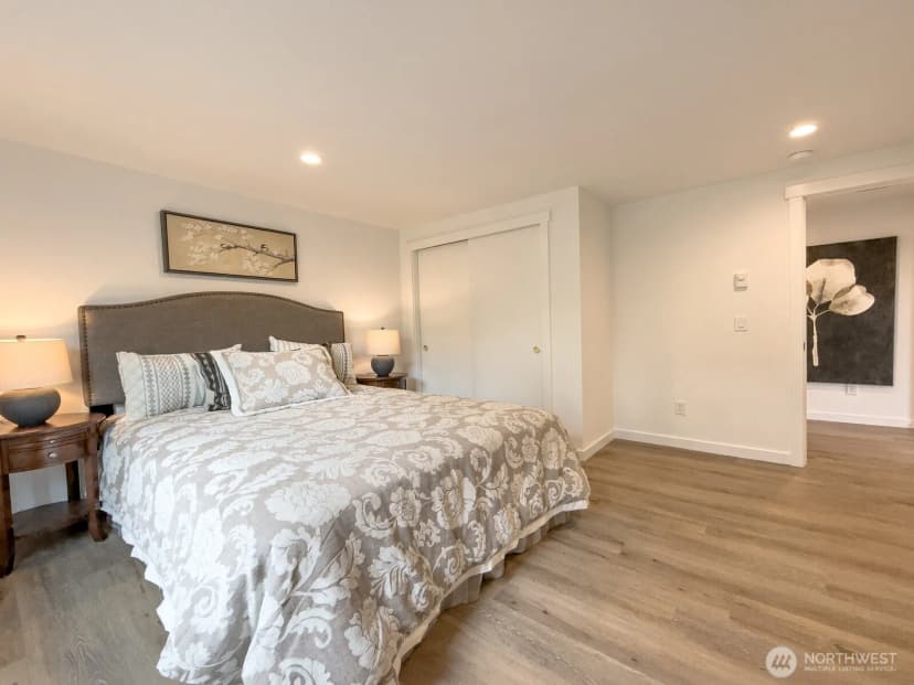 Property photo for 5402 20th Avenue S, Seattle photo 8