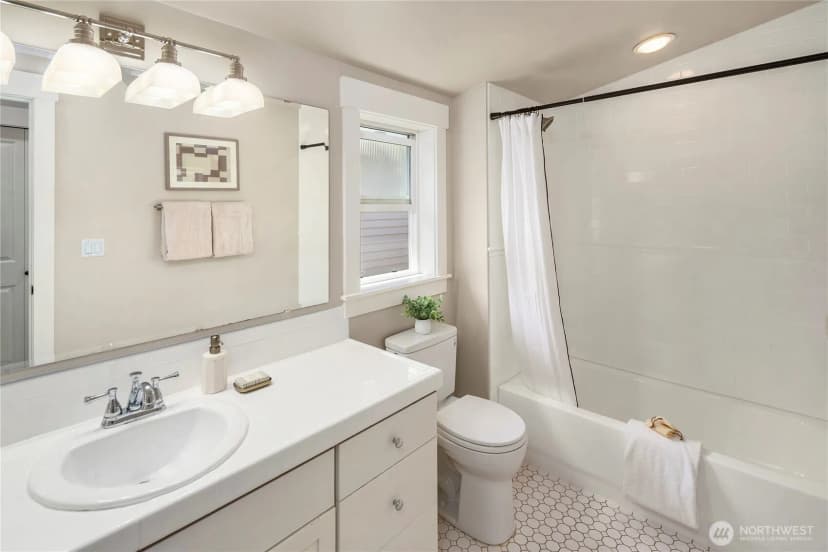 Property photo for 7755 35th Avenue Ne, Seattle photo 30