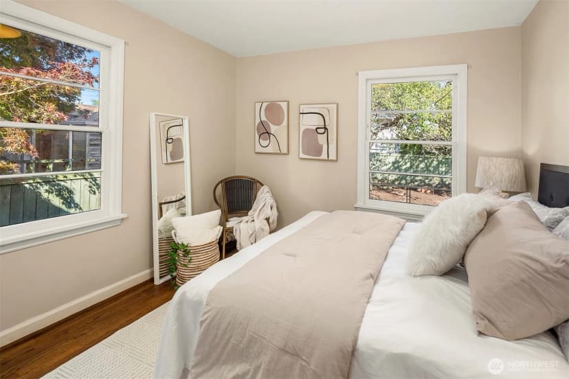 Property photo for 7812 Stone Avenue N, Seattle photo 12