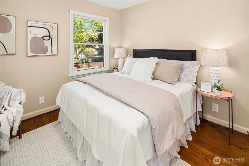 Property photo for 7812 Stone Avenue N, Seattle photo 13