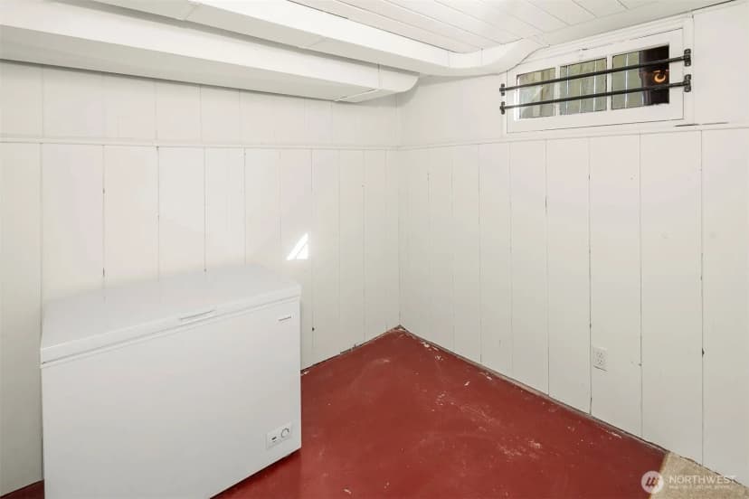 Property photo for 7812 Stone Avenue N, Seattle photo 18