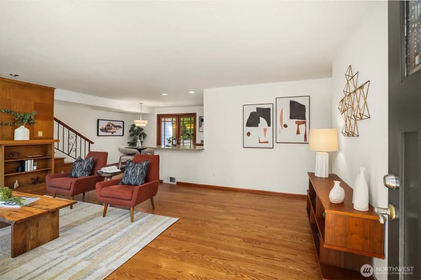 Property photo for 11040 Alton Avenue Ne, Seattle photo 5