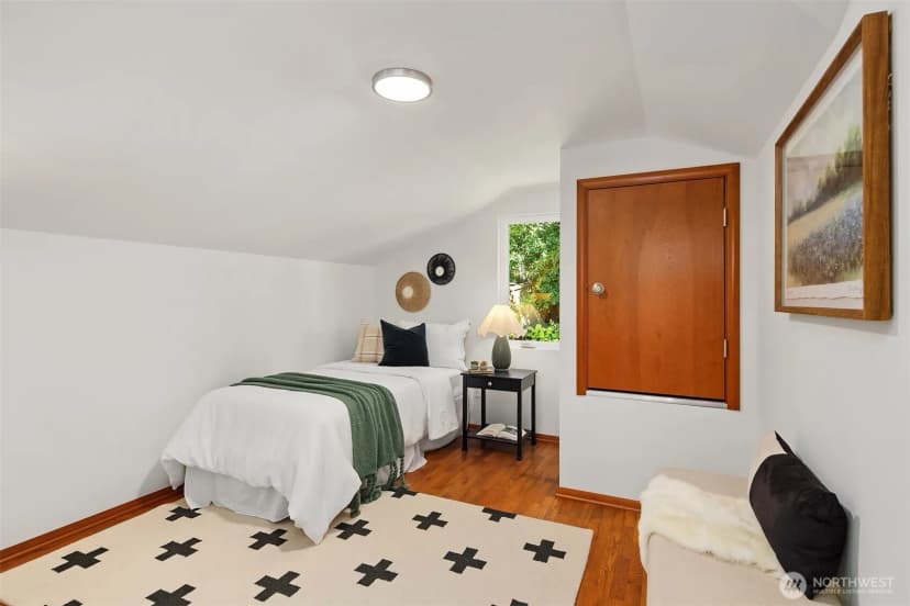 Property photo for 11040 Alton Avenue Ne, Seattle photo 22