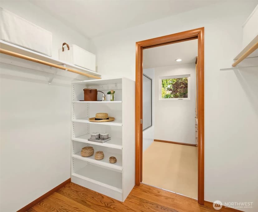 Property photo for 11040 Alton Avenue Ne, Seattle photo 9