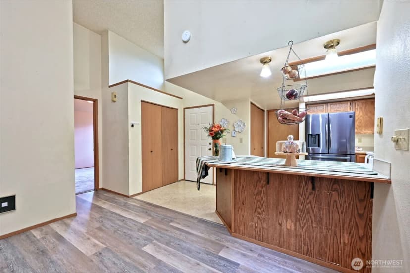 Property photo for 7601 Colony Court Ne, Bremerton photo 11