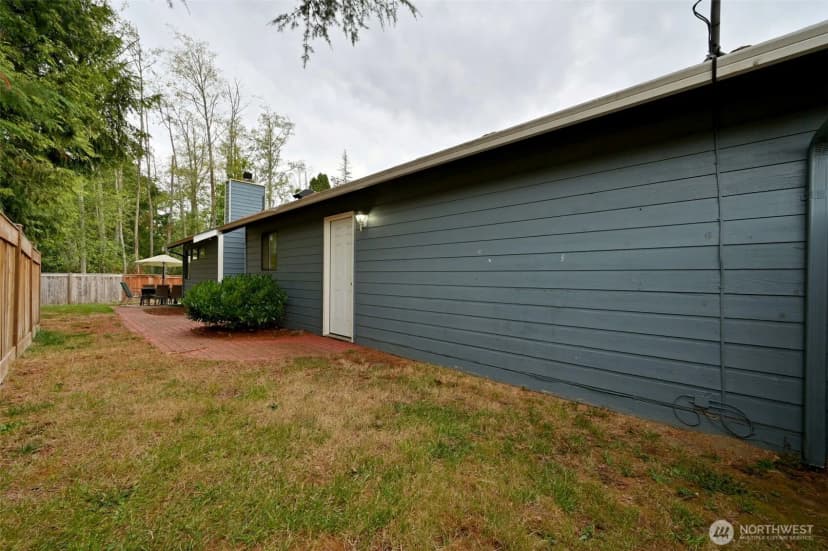 Property photo for 7601 Colony Court Ne, Bremerton photo 23