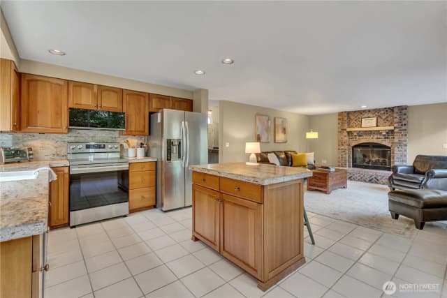 Property photo for 8313 61st Street Ct W, University Place photo 4
