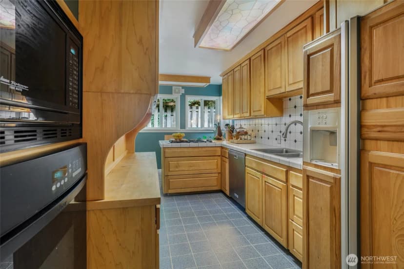 Property photo for 916 Harvard Avenue E, Seattle photo 12
