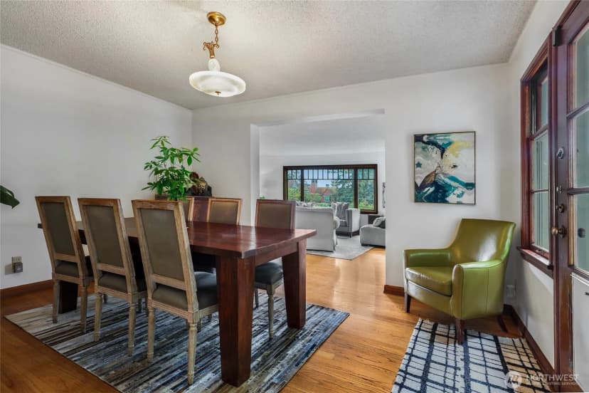 Property photo for 916 Harvard Avenue E, Seattle photo 8