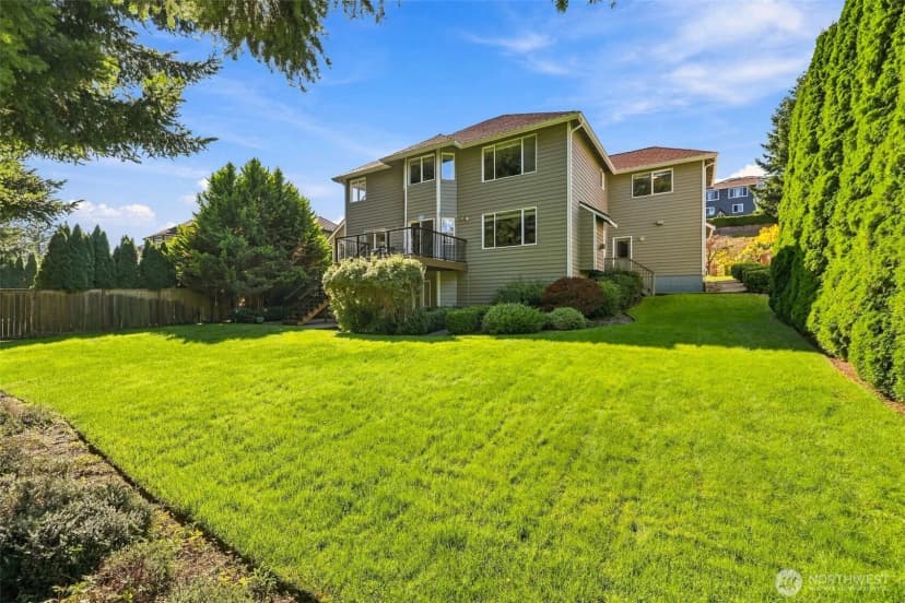 Property photo for 4407 Country Club Drive Ne, Tacoma photo 40
