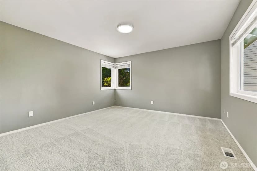 Property photo for 4407 Country Club Drive Ne, Tacoma photo 36