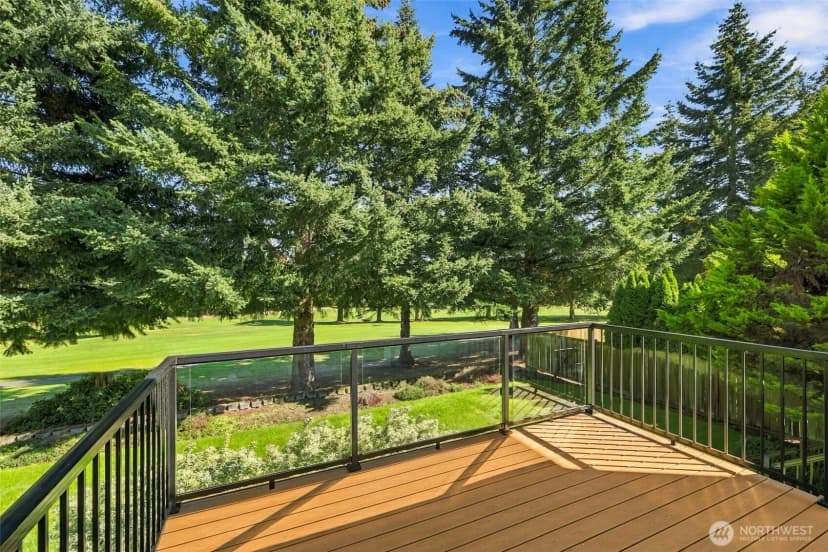 Property photo for 4407 Country Club Drive Ne, Tacoma photo 38