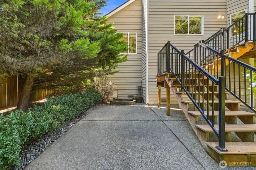 Property photo for 4407 Country Club Drive Ne, Tacoma photo 39