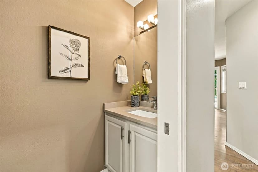 Property photo for 4407 Country Club Drive Ne, Tacoma photo 21