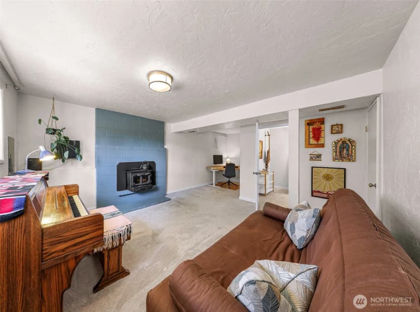 Property photo for 24131 104th Avenue W, Edmonds photo 18