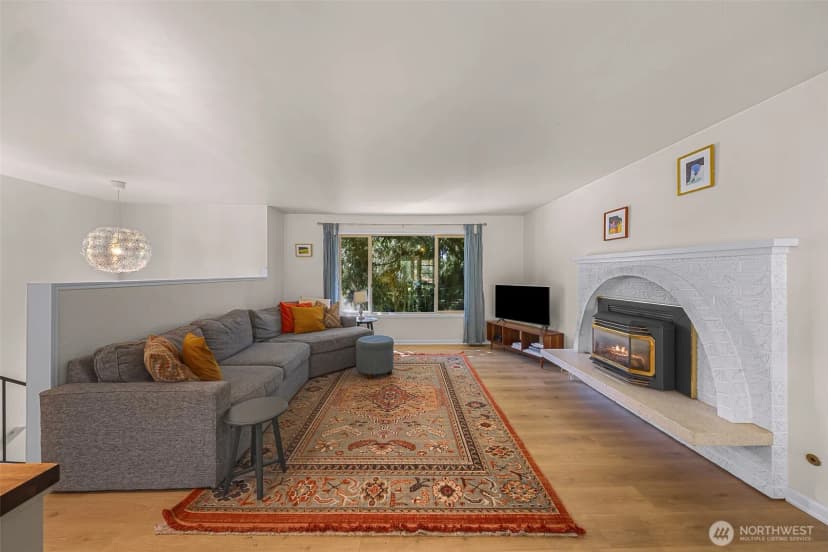 Property photo for 24131 104th Avenue W, Edmonds photo 11
