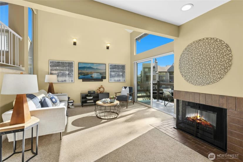 Property photo for 6 Lake Bellevue Drive #209, Bellevue photo 7