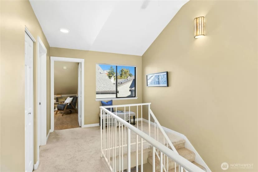 Property photo for 6 Lake Bellevue Drive #209, Bellevue photo 26