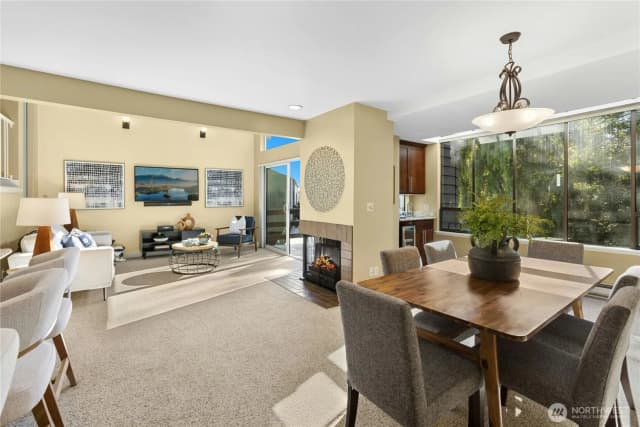 Property photo for 6 Lake Bellevue Drive #209, Bellevue photo 5