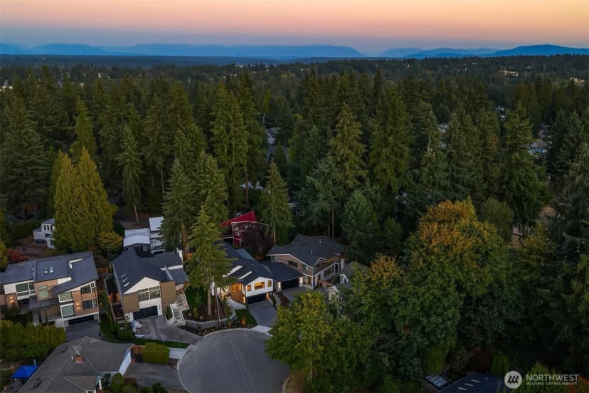 Property photo for 11217 Ne 103rd Place, Kirkland photo 36