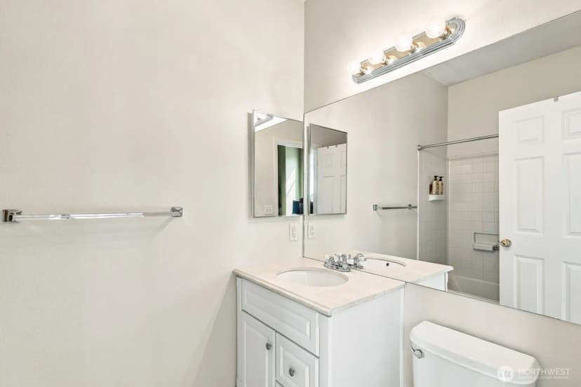 Property photo for 5500 Harbour Pointe Boulevard #q102, Mukilteo photo 25