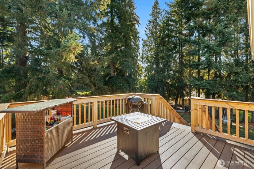 Property photo for 1908 Oak Road, Lynnwood photo 14