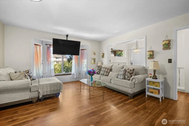 Property photo for 1908 Oak Road, Lynnwood photo 5