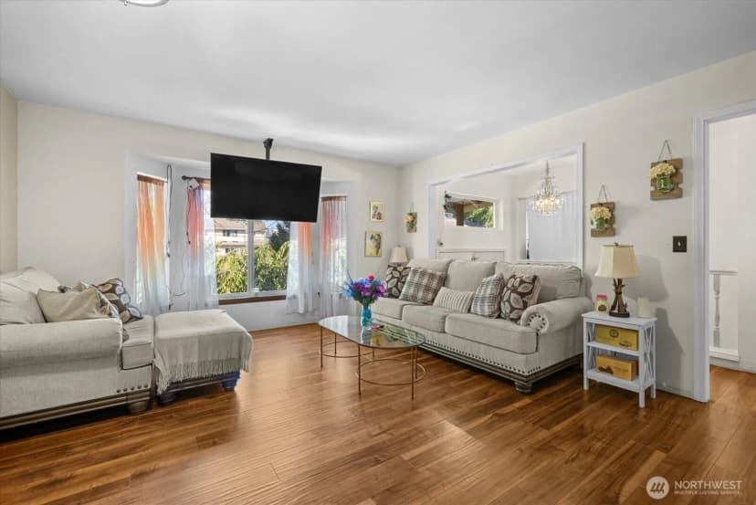 Property photo for 1908 Oak Road, Lynnwood photo 5