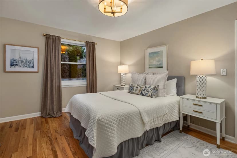 Property photo for 4706 48th Avenue Ne, Seattle photo 14