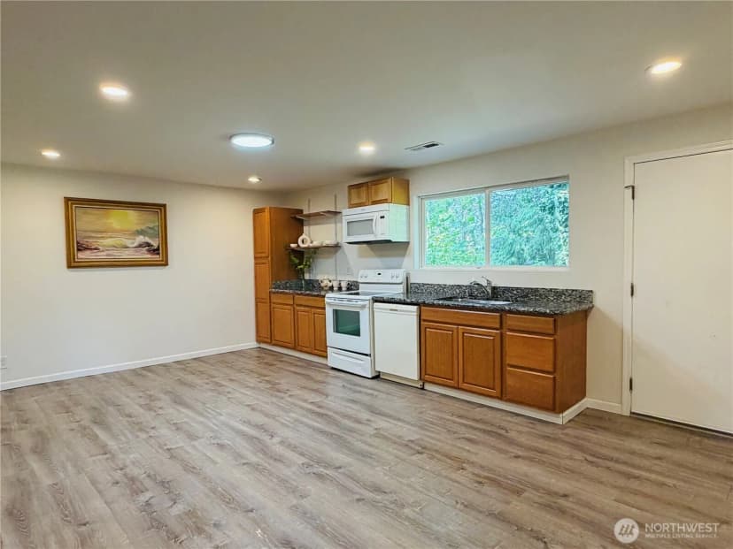Property photo for 14618 Ne 178th Street, Woodinville photo 16