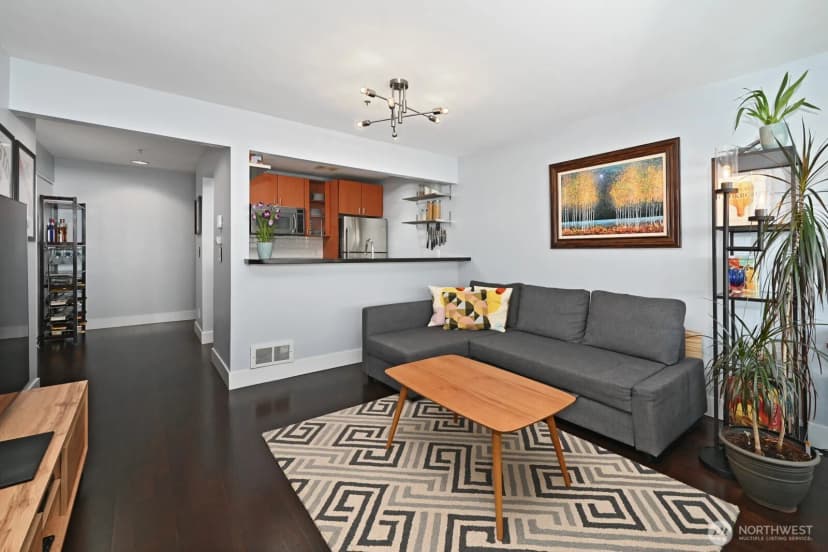 Property photo for 1711 E Olive Way #305, Seattle photo 13