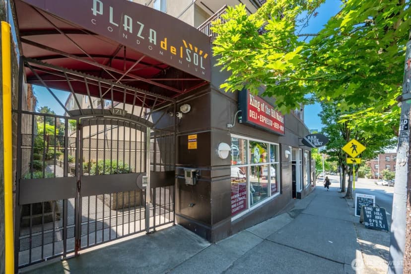 Property photo for 1711 E Olive Way #305, Seattle photo 29