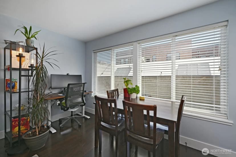 Property photo for 1711 E Olive Way #305, Seattle photo 11