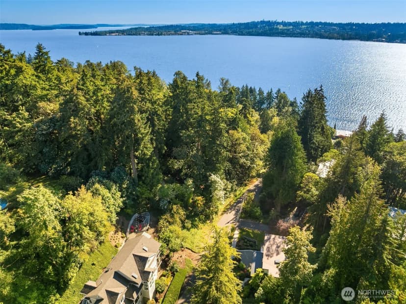 Property photo for 12409 68th Avenue Ne, Kirkland photo 35