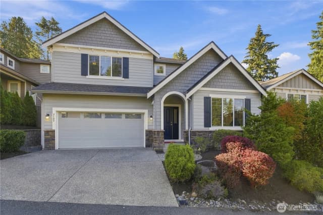 Property photo for 2103 Ne 177th Street, Shoreline