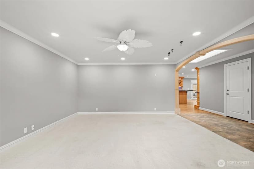 Property photo for 14908 221st Avenue Ne, Woodinville photo 11