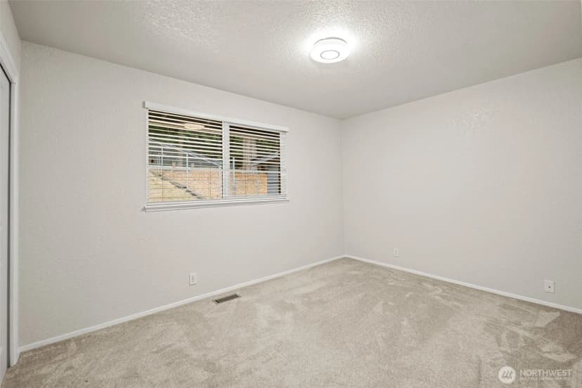 Property photo for 14908 221st Avenue Ne, Woodinville photo 28