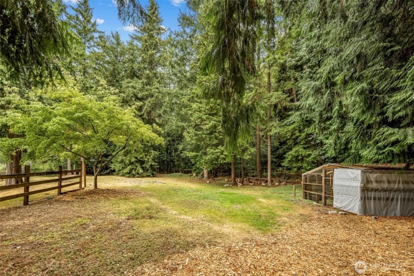 Property photo for 14908 221st Avenue Ne, Woodinville photo 38